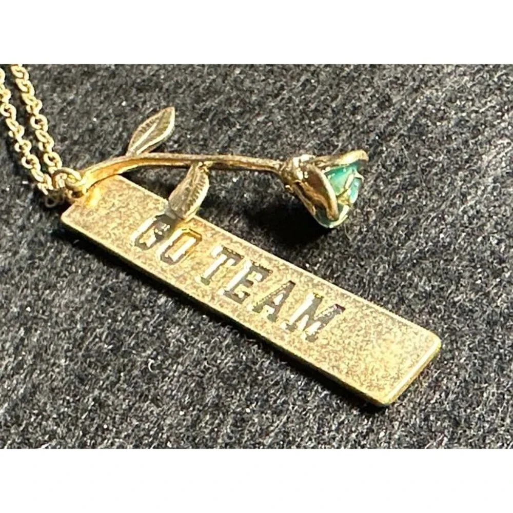 élie Gold GO TEAM Bar Pendant Necklace Rose Leaf Charm NWT New Boho Jewelry Gift